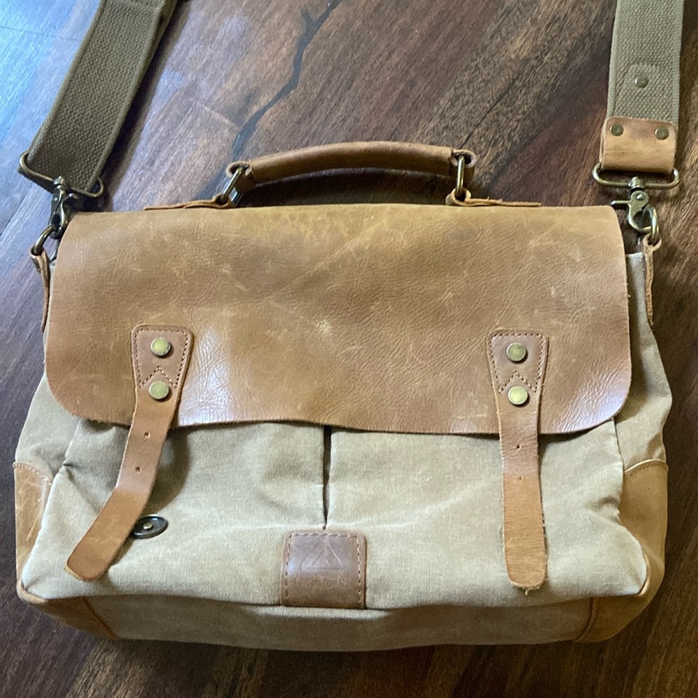 LongForth High Quality Tan Canvas & Leather Bag EUC!